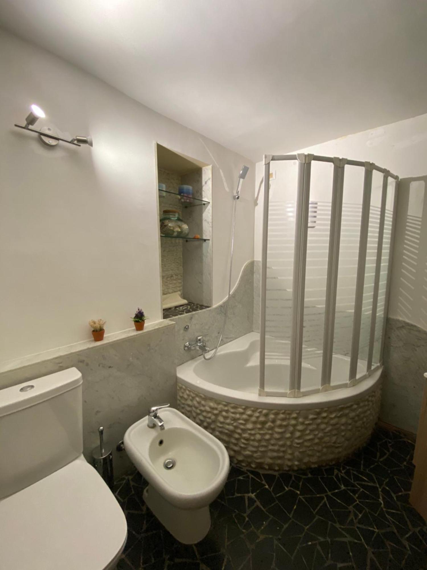 Ciuri Tuttu L'Annu Rooms Катания Экстерьер фото